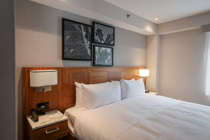 omage-hotel-montreal-laval