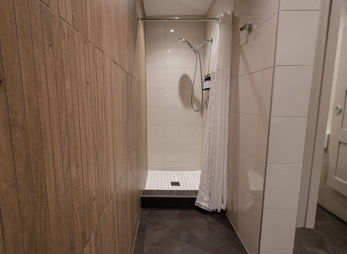 omage-hotel-montreal-laval