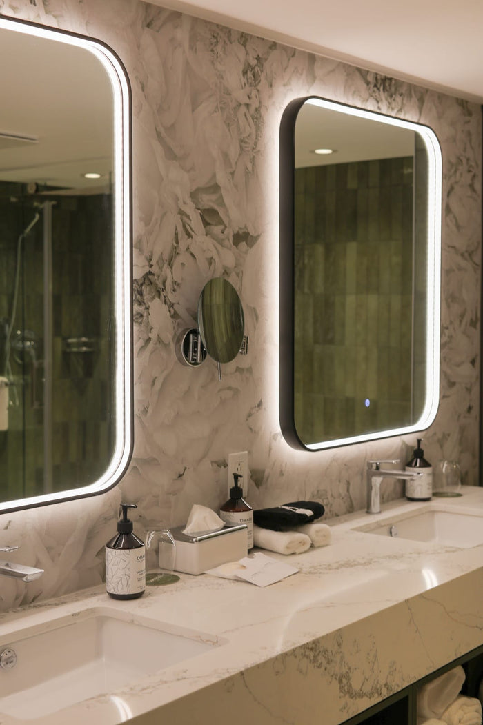omage-hotel-montreal-laval
