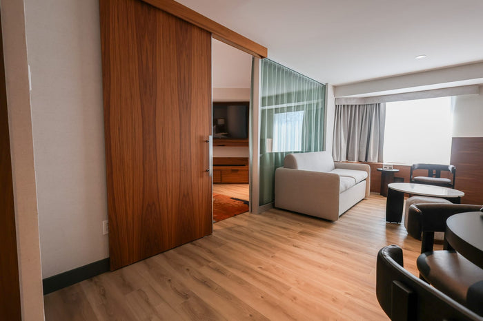 omage-hotel-montreal-laval